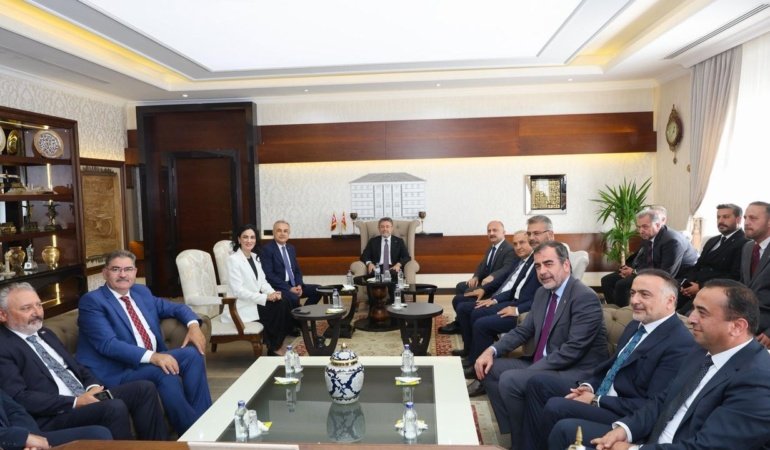 Tarım Bakanı Yumaklı'nın Aydın'daki yoğun mesaisi başladı