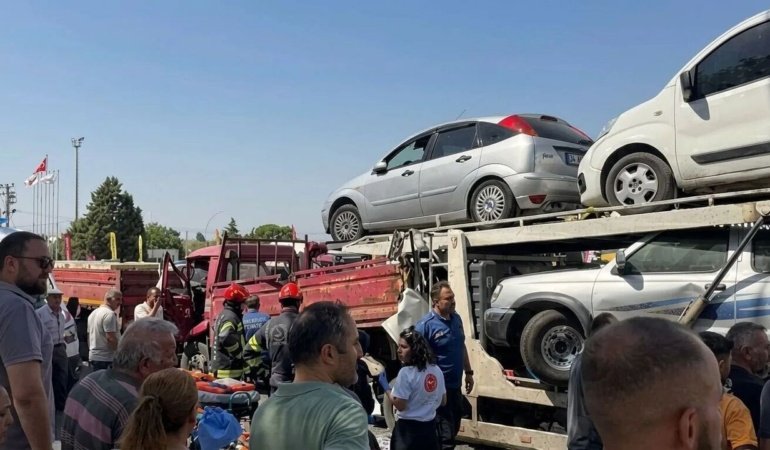 Zincirleme kazada can pazarı yaşandı