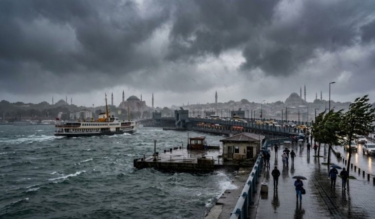 20 il için sarı alarm verildi: Denizde fırtına, karada kuvvetli sağanak