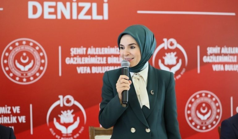 Bakan Göktaş'tan Denizli'de "Terörsüz Türkiye" vurgusu: Hiçbir annenin tekrar gözyaşı dökmesini istemiyoruz