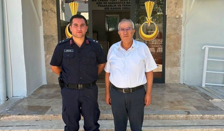 Başkan Arslan’dan İlçe Jandarma Komutanı Arslan’a hayırlı olsun ziyareti