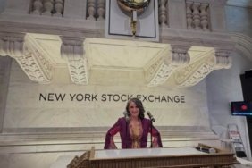 Denizli-Pestemali-New-York-moda-haftasinda-Dagdeviren-Mor-Cepkenle-podyumda-featured