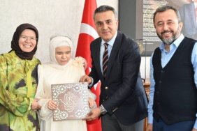 Gorme-engelli-Denizlili-ogrenci-hafizligini-tamamladi-featured