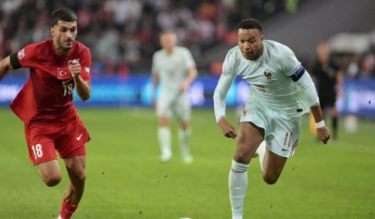 Milliler Fransa'ya tek golle yenildi