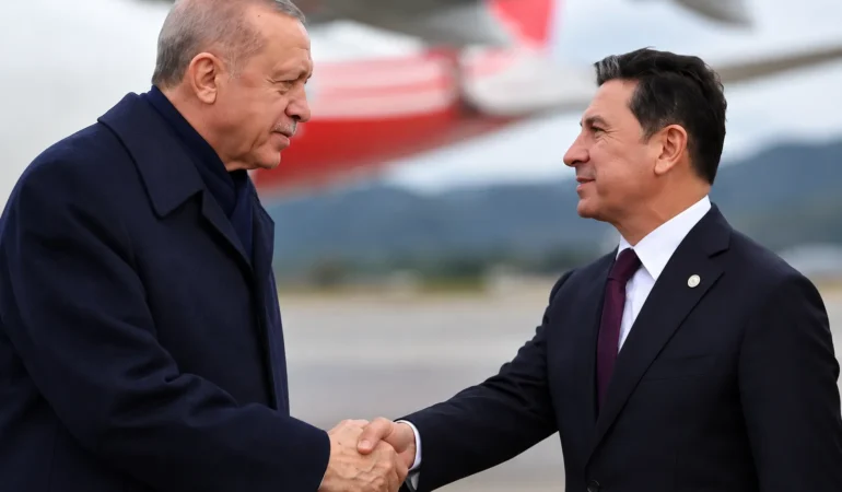Ahmet Aras Herkese Duymak İstediğini mi Söylüyor?
