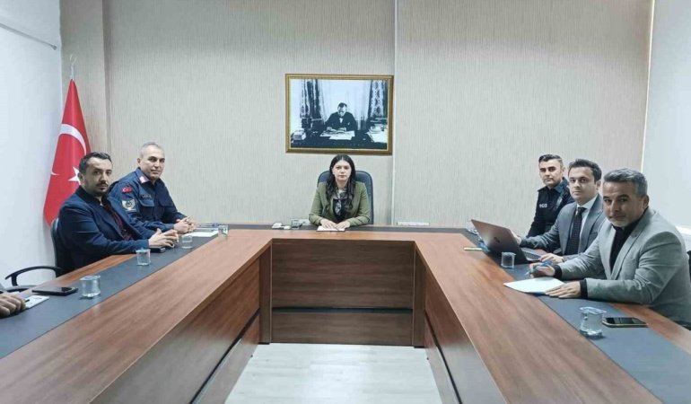 Baklan’da bağımlılıkla mücadele için koordinasyon toplantısı yapıldı