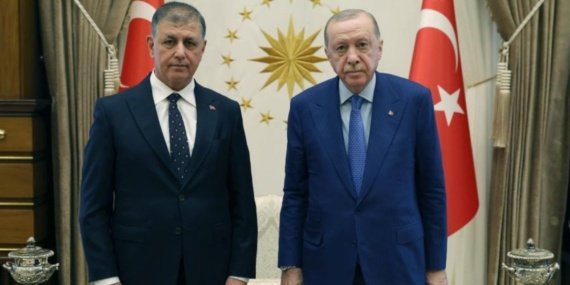 Izmirde-12-milyon-yurttasin-oyu-ile-CHPden-secilmisti-Cemil-Tugaya-‘AK-Parti-tepkisi-Omurgasizliktir-featured