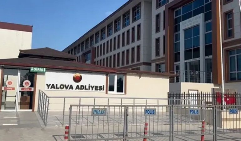 Yalova Adliyesi'nde yolsuzluk operasyonu: İki personel tutuklandı