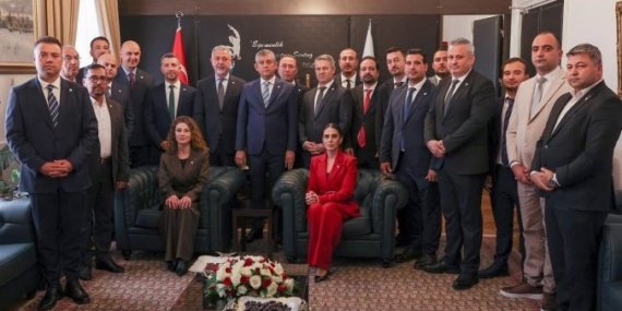 Yeni-Partinin-Demokrasi-Sinavi-Muglada-Sandiktan-Once-Veto-Iddiasi-featured